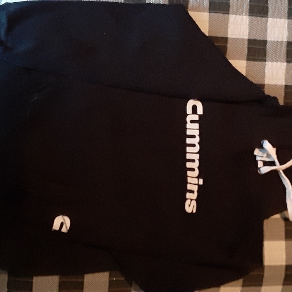 Cummins sweatshirt